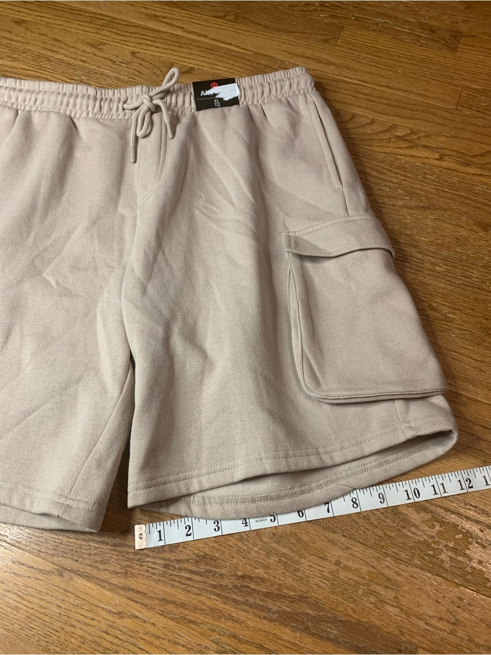 Amnesia Offline Beige Fleece Cargo Shorts Size XL NWT - Picture 7 of 7